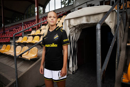 s nyförvärv Fanny Ahlin