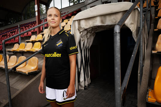 s nyförvärv Fanny Ahlin