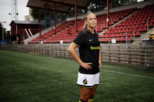 s nyförvärv Fanny Ahlin