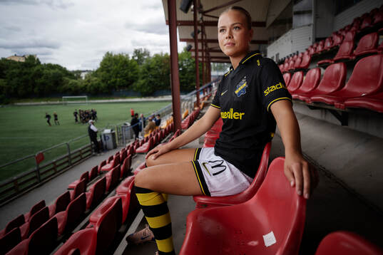 s nyförvärv Fanny Ahlin