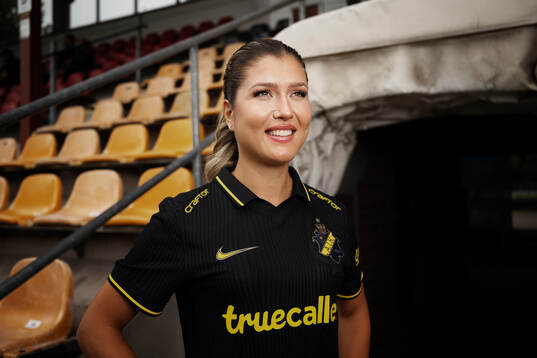 s nyförvärv Loreta Kullashi