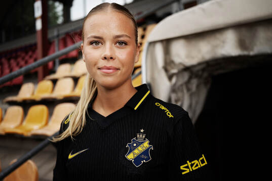 s nyförvärv Fanny Ahlin