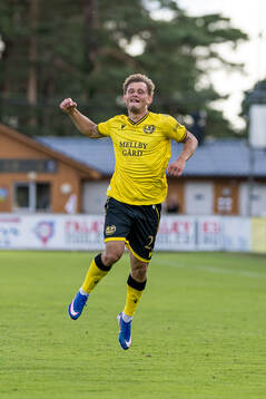 Aki Samuelsen of Mjällby celebrates