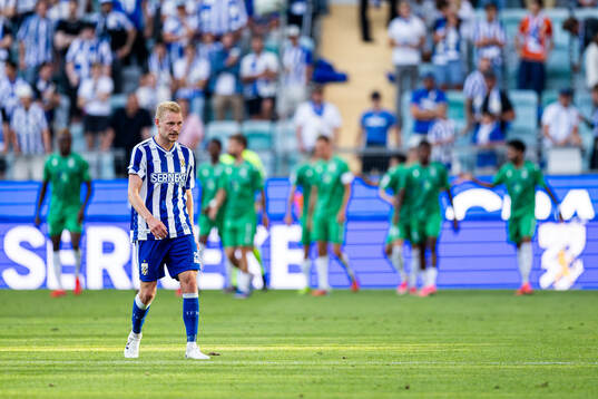 Adam Bergmark Wiberg of IFK Göteborg looks dejected