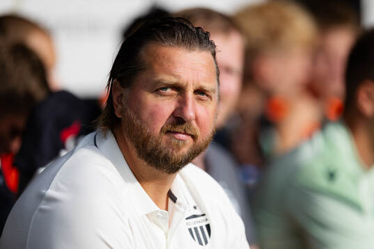 Coach Vjatseslav Zahovaiko of Tallinna FCI Levadia