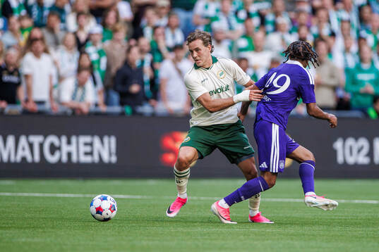 Hampus Skoglund of Hammarby and Jayden Onia Seke of