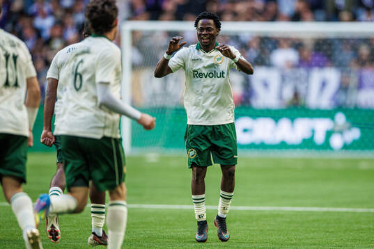 Frank Junior Adjei of Hammarby celebrates