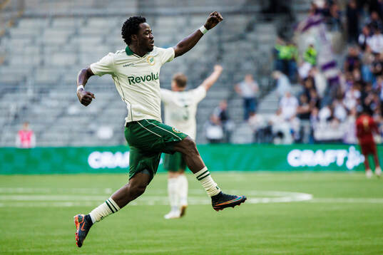 Frank Junior Adjei of Hammarby celebrates