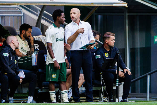 Frank Junior Adjei and coach Henrik Rydström of Hammarby