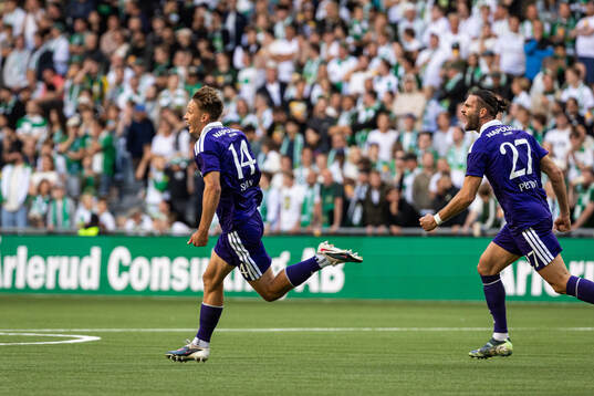 Danylo Sikan of Anderlecht celebrates