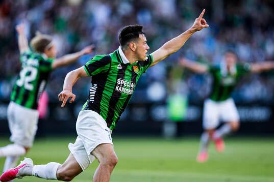 Matteo De Brienne of GAIS celebrates