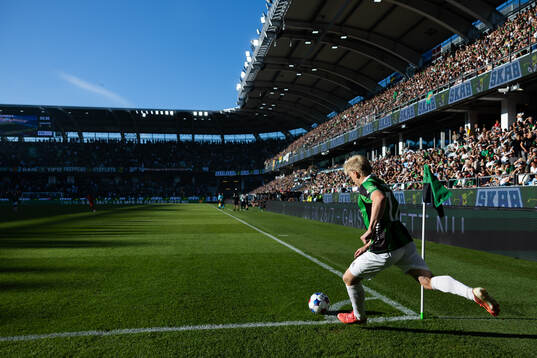 Robert Frosti Thorkelsson of GAIS