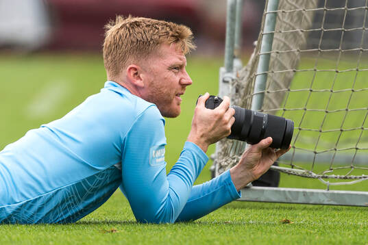 Anders Christiansen fotograferar