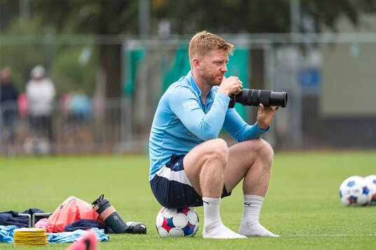 Anders Christiansen fotograferar