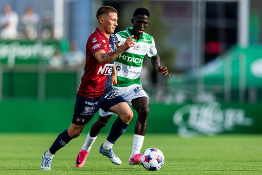 Örgrytes Benjamin Laturnus och Västerås Mamadou Ousmane