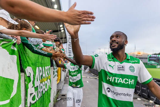Västerås Haladj-Madiou Keita tackar supportrarna