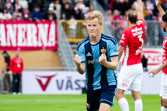 Djurgårdens Bo Hegland jublar