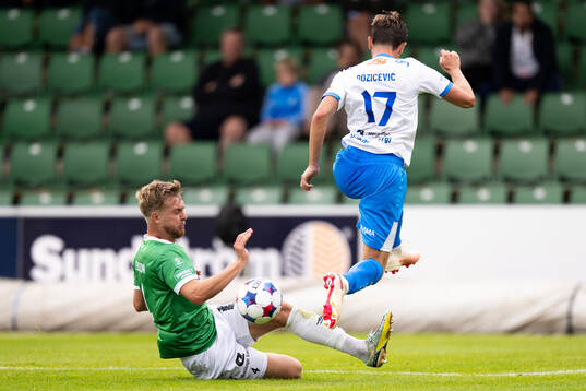 Brages Malte Persson och IFK Värnamos Fred Bozicevic