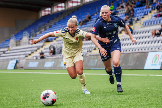Djurgårdens Maria Olafsdottir Gros och Eskilstuna United