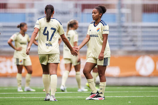 Djurgårdens Denize Minas och Susanna Mazibuko
