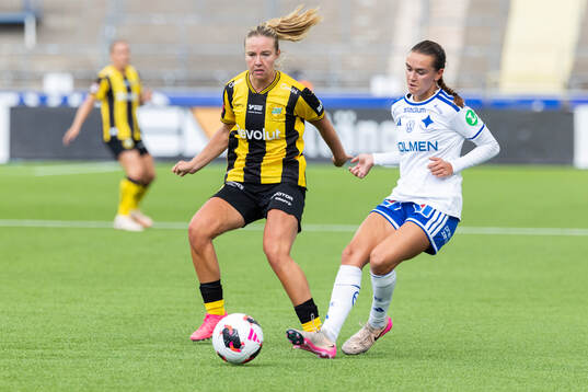 Hammarbys Mathilde Janzen och IFK Norrköpings Isabella
