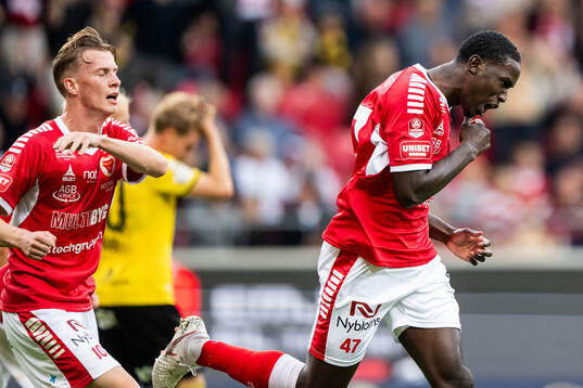 Kalmars Aboubacar Keita jublar