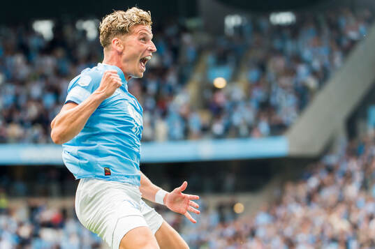Malmö FFs Jens Stryger Larsen jublar