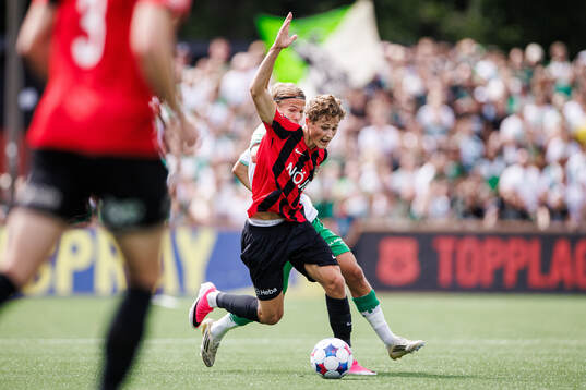 Hammarbys Markus Karlsson och Brommapojkarnas Atle Wahlund
