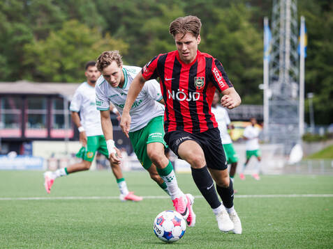 Brommapojkarnas Oliver Zandén och Hammarbys Hampus Skoglund