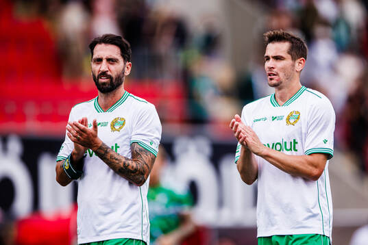 Hammarbys Nahir Besara och Oscar Johansson Schellhas deppar