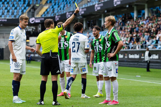 GAIS Henry Sletsjøe och Halmstads Filip Schyberg varnas av
