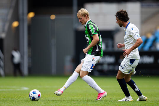 GAIS Henry Sletsjøe och Halmstads Rocco Ascone