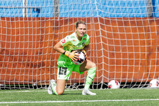 Häckens målvakt Jennifer Falk