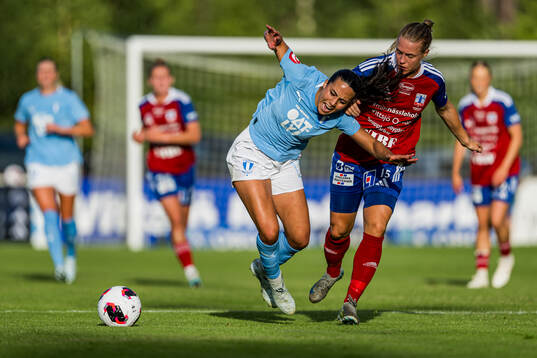 Malmö FFs Vesna Milivojevic och Vittsjös Nellie Persson
