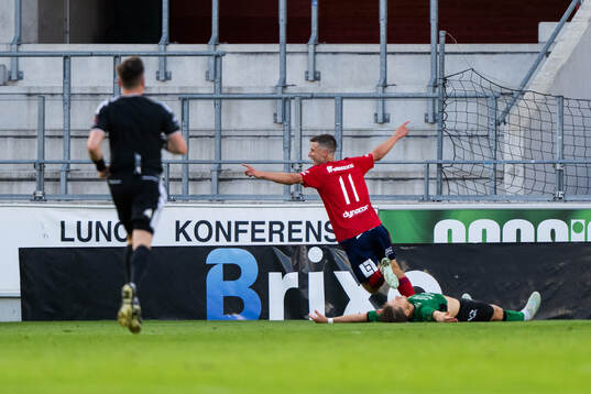 Östers Filip Olsson jublar