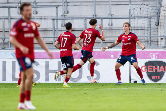 Östers Linus Carlstrand, Hannes Bladh Pijaca och Samuel