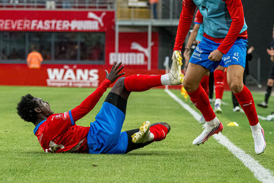 Helsingborgs Daouda Amadou jublar