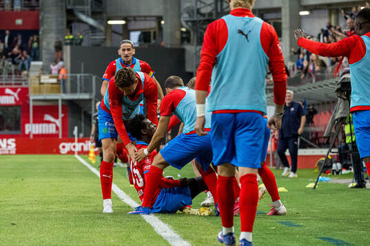 Helsingborgs Daouda Amadou jublar