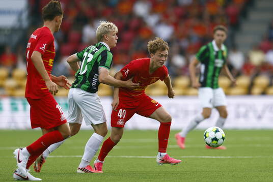 Robert Frosti Thorkelsson of GAIS and Hjalte Boe of