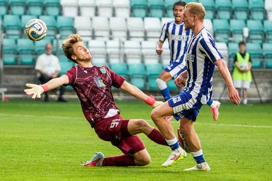 Goalkeeper Karl Vallner of Levadia Tallinn and Adam
