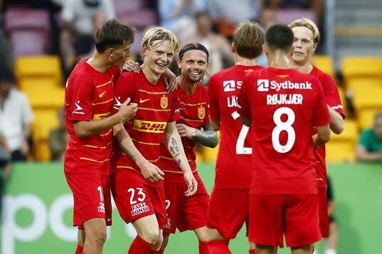 Runar Norheim of Nordsjälland celebrate with teammates