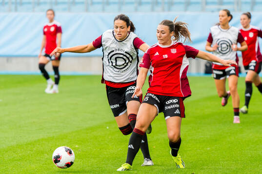 Piteås Andrea Simonovic och Alexandra Hellekant