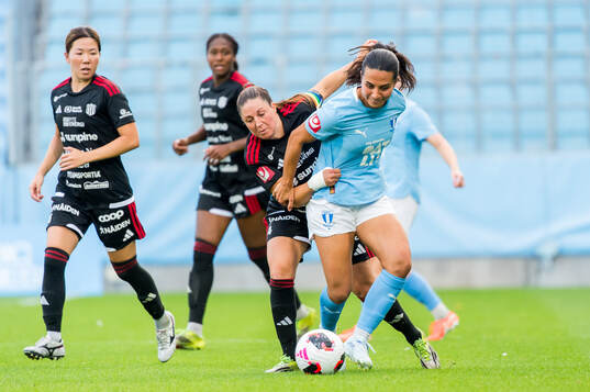 Piteås Josefin Johansson och Malmö FFs Vesna Milivojevic