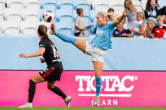 Piteås Maja Green och Malmö FFs Älvali Lindström
