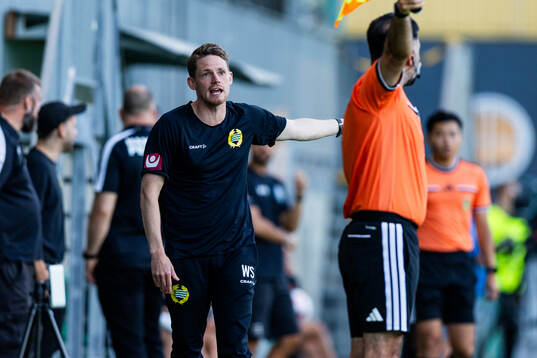 Hammarbys tränare William Strömberg