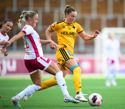 IK Uppsalas Linnea Strand och IFK Norrköpings Deborah-Anne