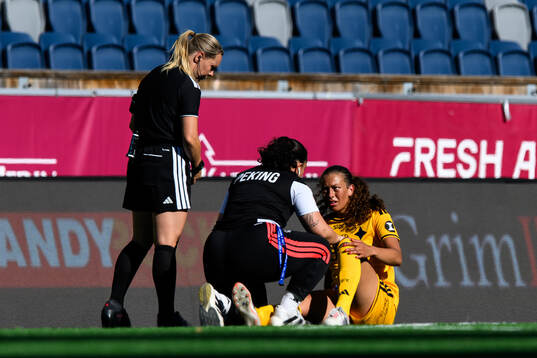 IFK Norrköpings Malva Larsson har ont