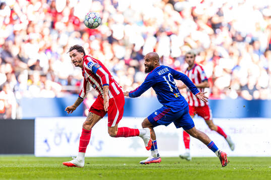 osé María Giménez of Atletico de Madrid and Bryan Mbeumo