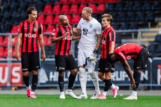 Brommapojkarnas Kamilcan Sever och Serge-Junior Martinsson