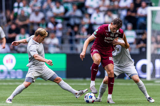 Djurgårdens Hampus Finndell, Västerås Mikkel Ladefoged